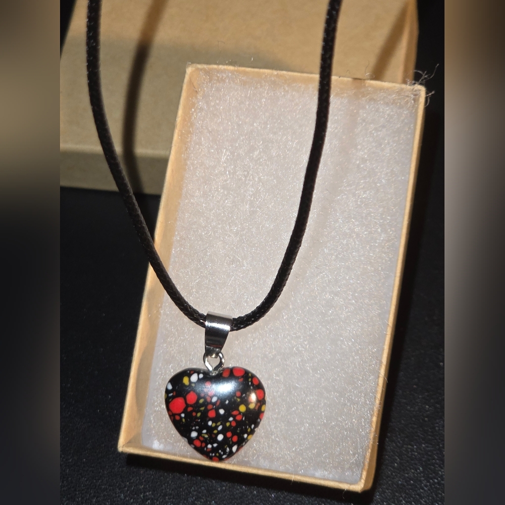 Elegant Burning Pendant Necklace with Intricate Detailing